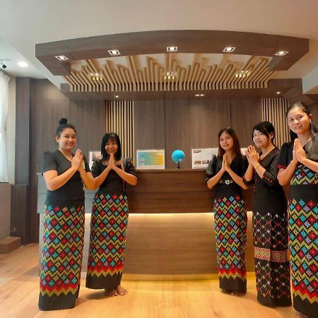 Hotel Grand Galaxy ヤンゴン エクステリア 写真