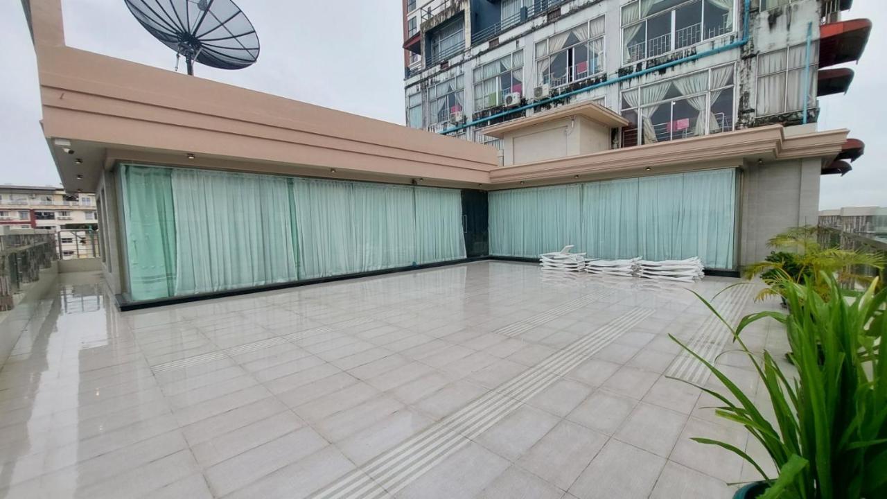 Hotel Grand Galaxy ヤンゴン エクステリア 写真