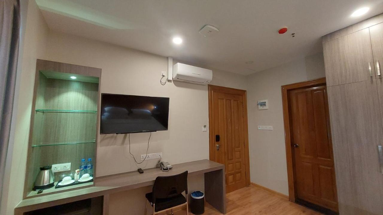Hotel Grand Galaxy ヤンゴン エクステリア 写真