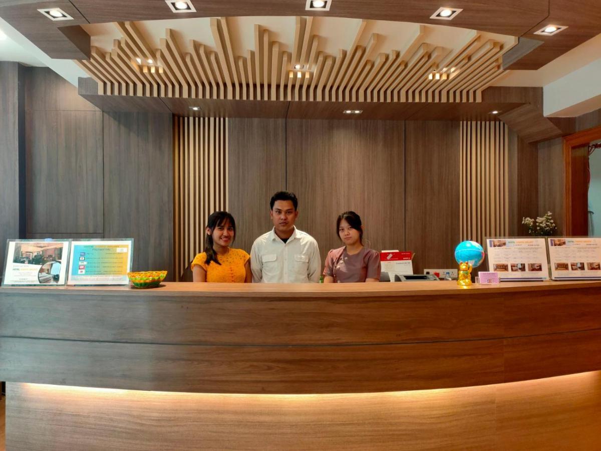 Hotel Grand Galaxy ヤンゴン エクステリア 写真